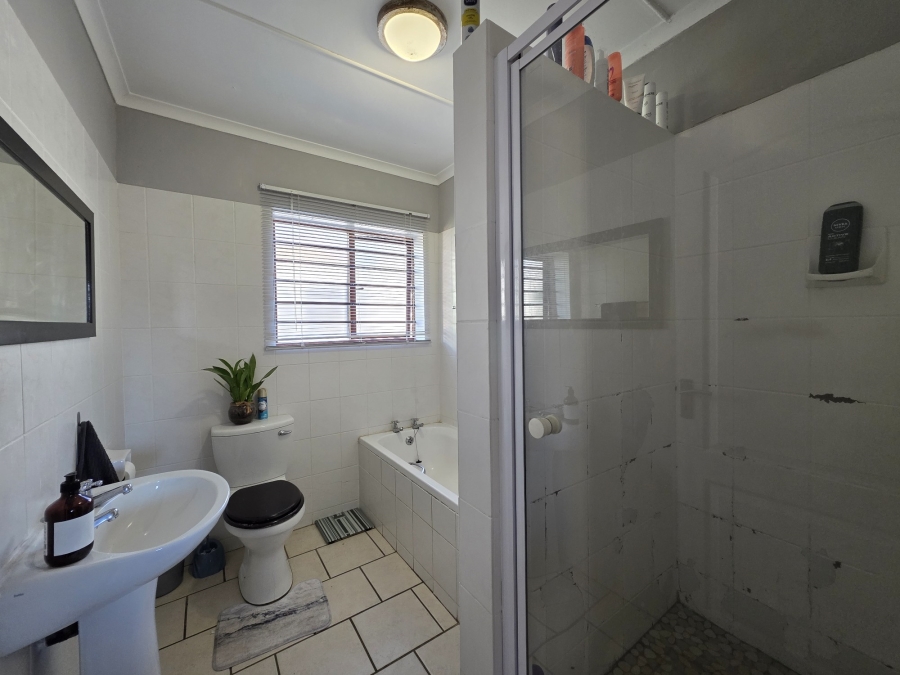 2 Bedroom Property for Sale in Jeffreys Bay Central Eastern Cape